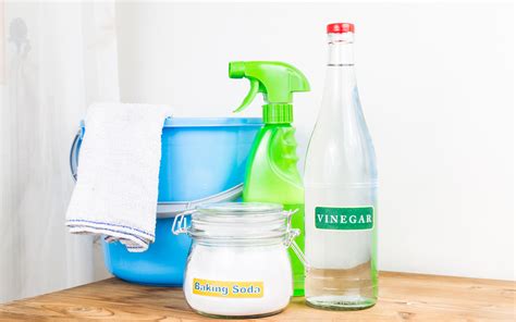 Best Natural Disinfectants and Deodorizers | Zameen Blog