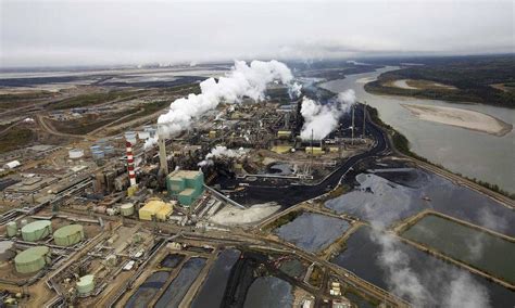 Up close inside Alberta's oil sands - The Globe and Mail