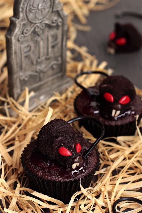 6 Bittersweets: That Bloody Rat's Got My Cupcake! (Red Berry Chocolate ...