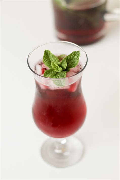 Mockito and Lychee Cooler: Appletiser Mocktail Recipes - In The Playroom