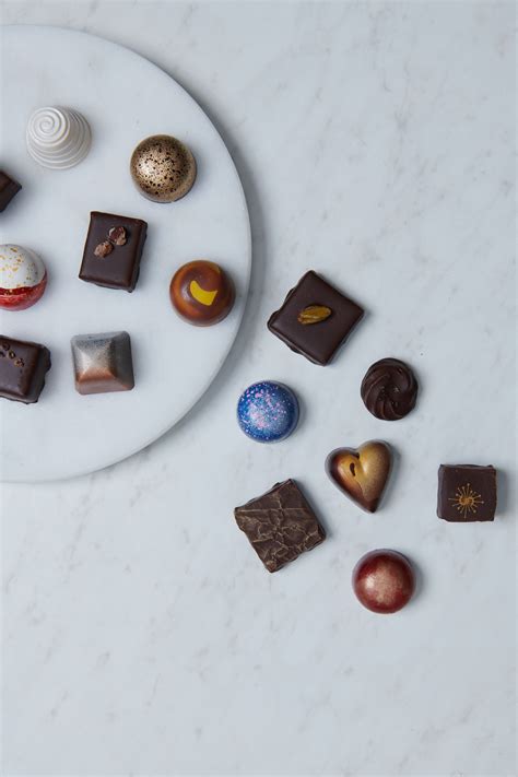 Artisan Chocolates - Discover. Indulge. Repeat. | チョコレート工場, チョコ バレンタイン ...