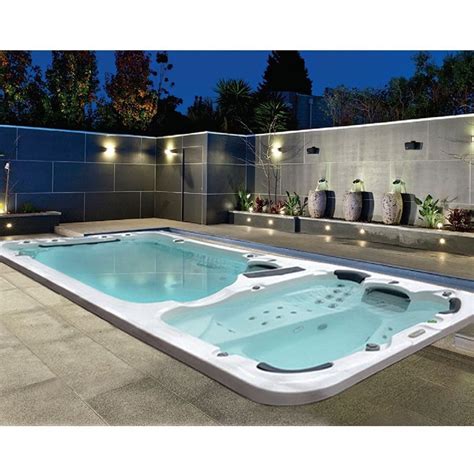 Blue FRP Jacuzzi Swimming Pool, For Residential in Pune - GUNWANT ...