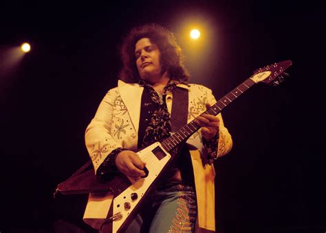 Mountain's Leslie West, Who Belted Out 'Mississippi Queen,' Dead at 75 ...