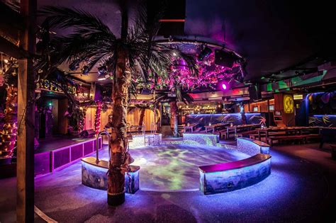 Tropicana Beach Club - A Unique London Party Venue – HeadBox