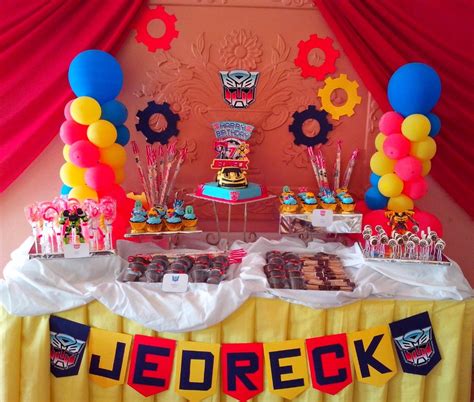 Transformers Birthday Party | This Transformers cake table i… | Flickr