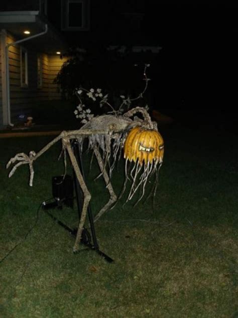 The 10 Most Terrifying Halloween Pumpkins On Pinterest - Mommyish ...