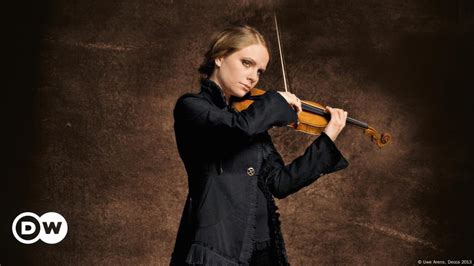 Violinist Julia Fischer on life and music – DW – 12/22/2014