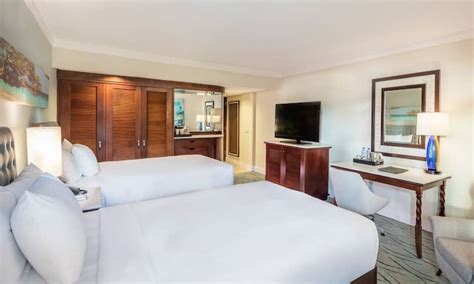 Rooms & Suites | Hilton Aruba Caribbean Resort & Casino Beach Hotel