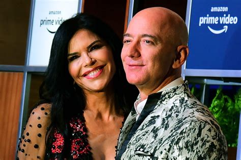 Jeff Bezos makes a wild fashion statement with girlfriend Lauren Sanchez in Mumbai | South China ...