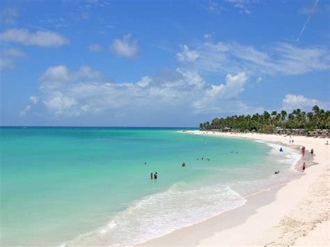 Sun and Fun in Aruba - Covington Travel