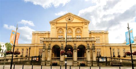 Cheltenham Town Hall - Unique Venue in CHELTENHAM, Cheltenham - Meet in Cheltenham