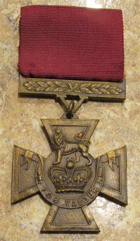 Victoria Cross Medal (replica) - Great Britain: Orders, Gallantry ...