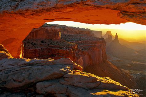 Mesa Arch | Islands in the Sky National Park, Utah | Timm Chapman Photography