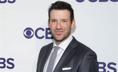 What is the Net Worth of Tony Romo? House, Mansion, Cars, Earnings