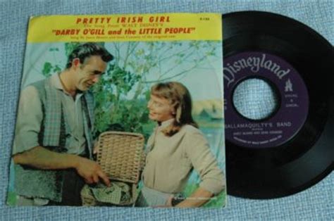 popsike.com - JANET MUNRO/SEAN CONNERY Darby O'Gill DISNEY 45 Pic Sl ...