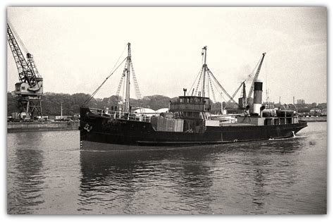 Preston Dock Scenes 1950's | M.V. 'Craigolive' in the main b… | Flickr Preston Lancashire ...