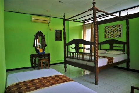 HOTEL WISMA NENDRA SYARIAH - Reviews, Photos