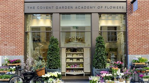 Top 5 Flower Arranging Classes in London 2019 | Tatler