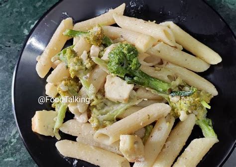 White Sauce Broccoli Pasta Recipe by Dr.Madhumita Mishra - Cookpad