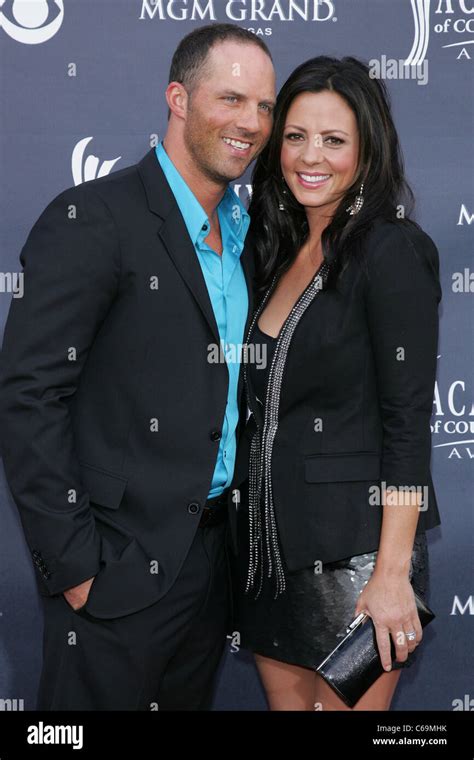 Jay Barker, Sara Evans at arrivals for Academy of Country Music ACM Awards 2011 - Arrivals, MGM ...