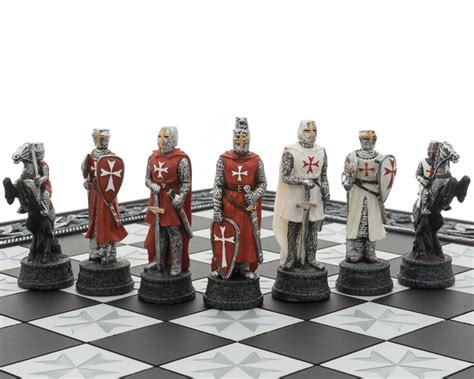 The Knights Templar Crusade Hand Painted Themed Chess Set by Italfama (RCPB433)