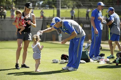 David Warner takes a moment off training to be with family ...