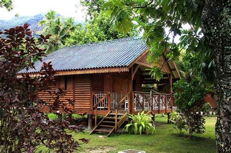 Culture Of Seychelles | Traditional Clothing, Dance, Cuisine @Holidify