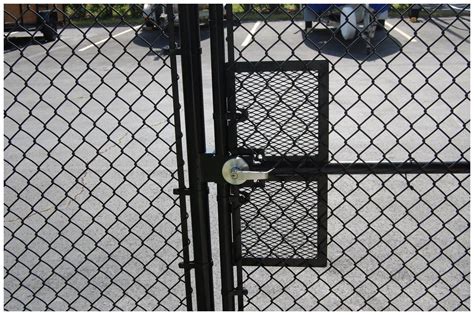 Chain Link Fence Gate Lock 85869 Chain Link Fence Gate Locks See with regard to measurements ...