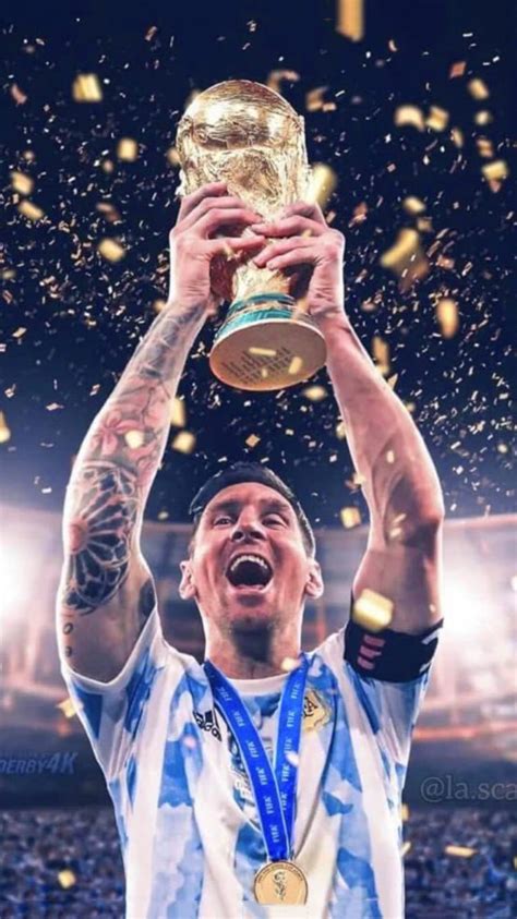 Messi World Cup Trophy Wallpaper - TubeWP