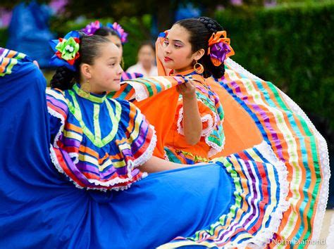 Traditional Mexican Dance Costumes | mexican heritage mexican dance mexico texas texas sta ...