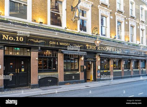 The King's Head, a traditional British pub on Stafford Street, Mayfair ...