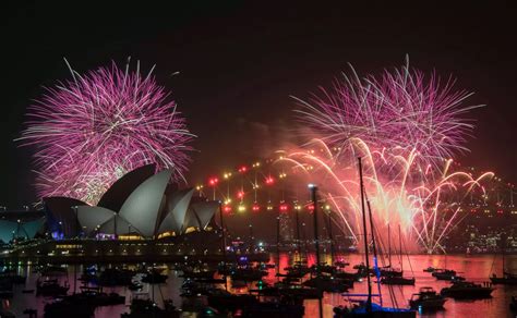 Happy New Year! Fireworks in New Zealand and Australia as 2019 arrives - Manchester Evening News