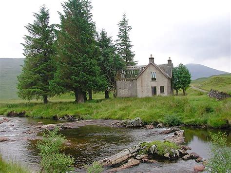 The Horror of the Haunting of Luibeilt Bothy - Scaredy Cat Skeptic