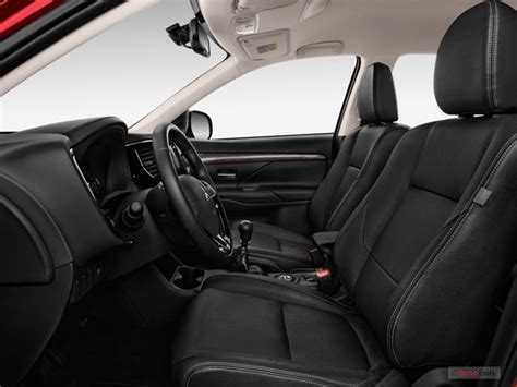 2016 Mitsubishi Outlander Interior | U.S. News & World Report