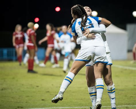 Gallery: Women’s soccer secures NCAA quarterfinal spot - Daily Bruin