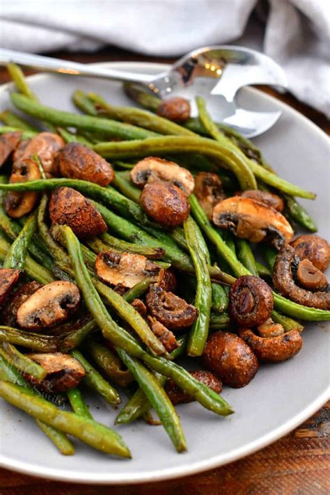 Roasted Green Beans and Mushrooms