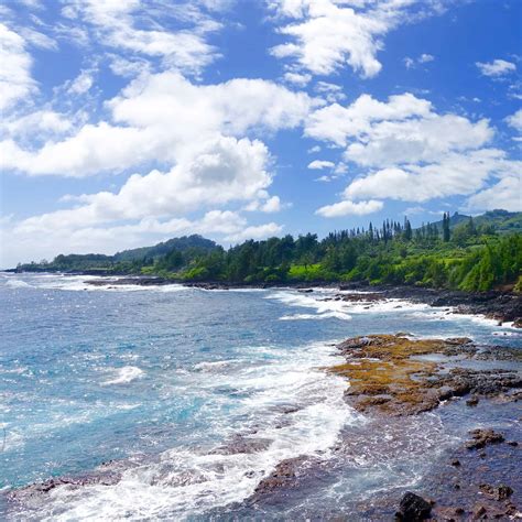 An Unforgettable Hawaiian Road Trip: the Road to Hana - Compass Roam