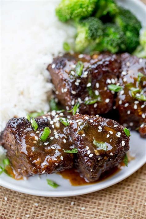 Slow Cooker Korean Short Ribs | FaveSouthernRecipes.com