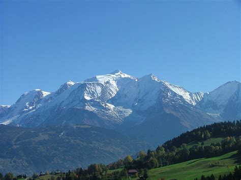 File:Mont Blanc oct 2004.JPG - Wikipedia