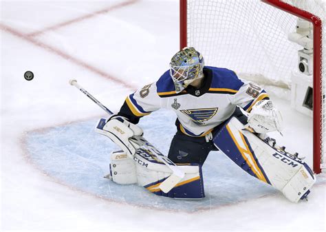 Jordan Binnington, Blues beat Bruins 2-1, lead Stanley Cup final 3-2 ...