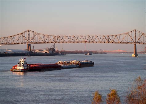 Get the latest on the Mississippi River bridge project