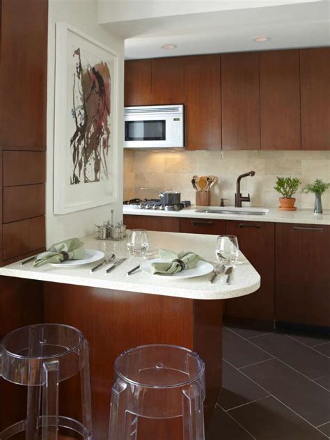 Kitchen Peninsula Designs That Make Cook Rooms Look Amazing