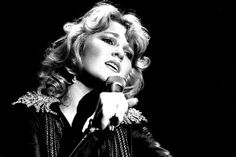 Tanya Tucker Songs — 20 Best Hits and Deep Cuts From a Legend | DRGNews