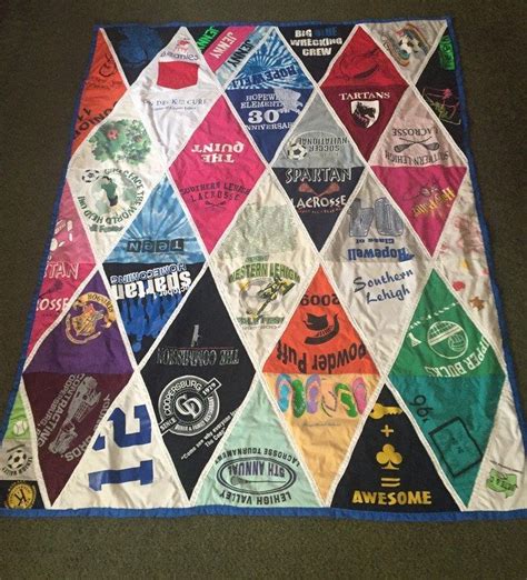 Make an Amazing T-shirt Quilt in 7 Steps! - Craft projects for every ...