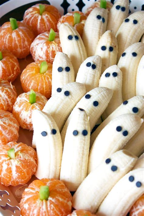 46 Spooky Vegan Halloween Recipes (Treats, Snacks, Drinks) | The Green Loot