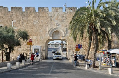 Entering the Old City of Jerusalem through the Dung Gate and heading ...