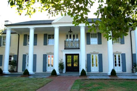 Ole Miss Sorority Houses