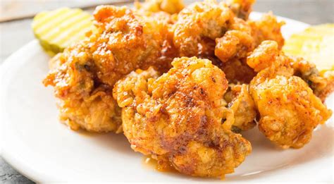 Nashville Hot Fried Oysters Recipe - Cooking With Janica