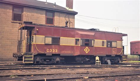 Erie Lackawanna | Croxton, New Jersey | Class N-7D Bay Window Caboose C333 | July 4, 1974 ...