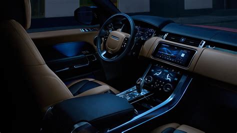 Interior Photo Gallery - Range Rover Sport | Land Rover Jordan